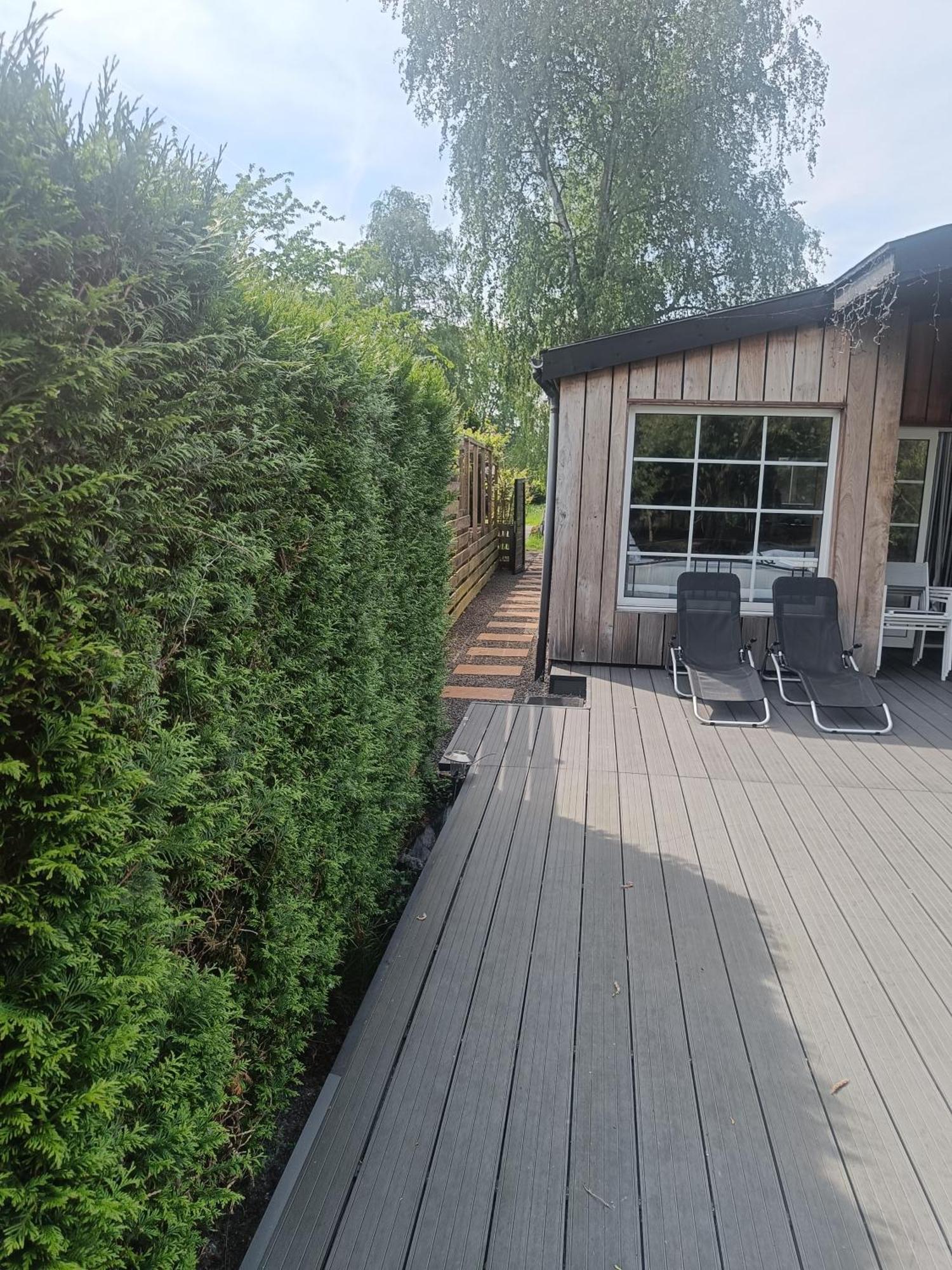 Time 2 Relax Aan Het Water Chalet